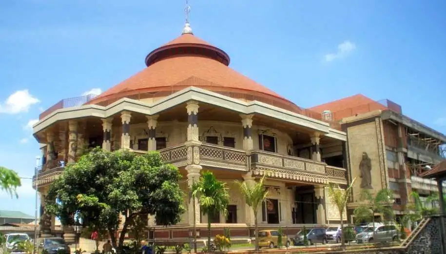 Maha Vihara & Pusdiklat Buddha Maitreya Bali: Pusat Ibadah, dan Pembinaan