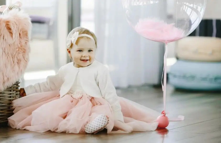 5 Nama Bayi Perempuan Kristen: Inspirasi  Penuh Makna