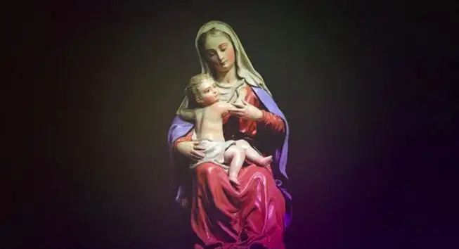 Nama Santa Katolik Perempuan dan Artinya: Inspirasi Iman, dan Makna