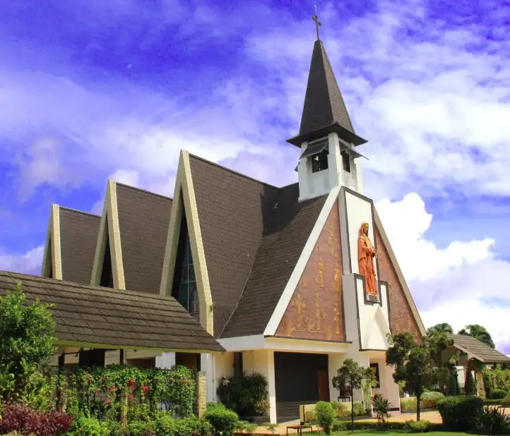 Tempat Ibadah Katolik: Fungsi, Makna, dan Etikanya